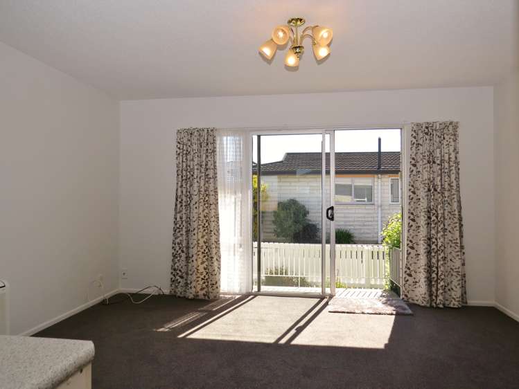 1/443a Main South Road Hornby_9