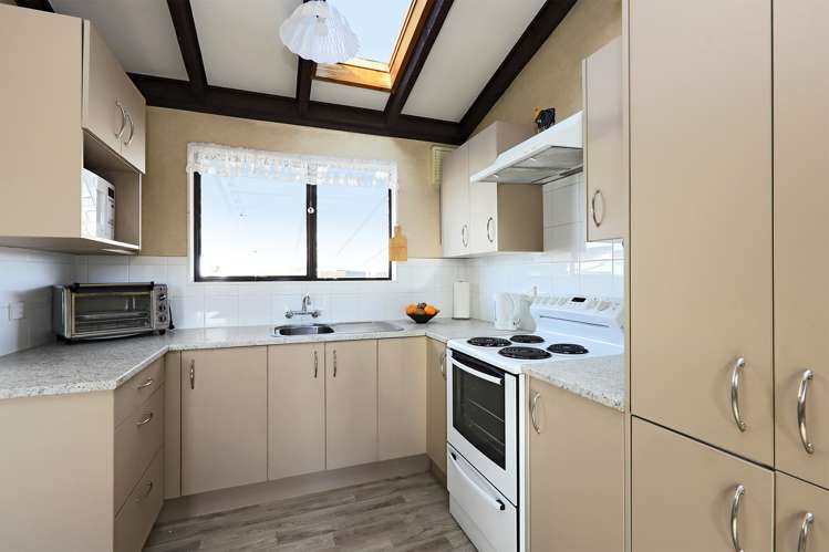 27 Donegal Crescent Tamatea_4