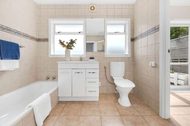 13 Maugham Drive Bucklands Beach_12