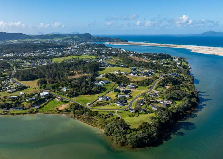 129 Estuary Drive Mangawhai Heads_35