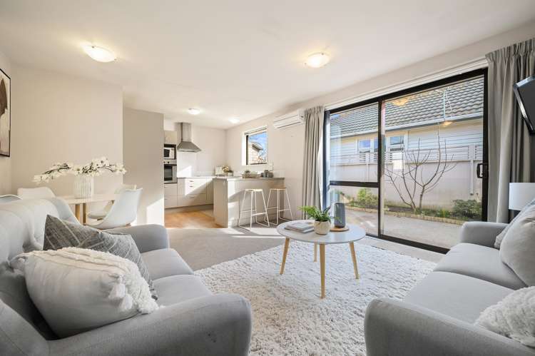 3/191 Gayhurst Road Dallington_3