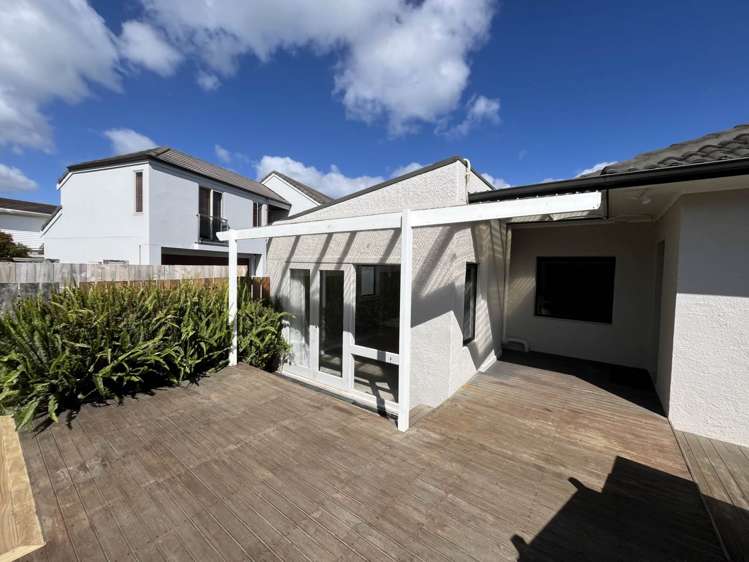 5 The Parade Bucklands Beach_28