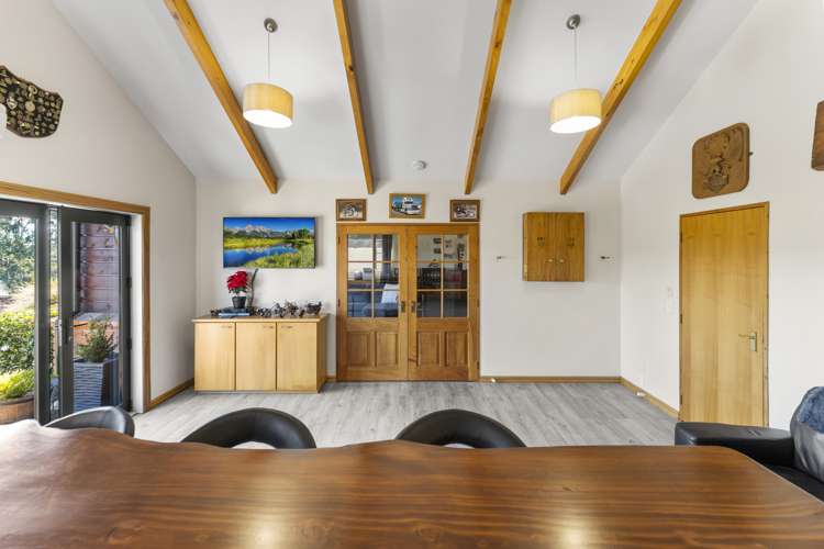 245 The Coastal Highway Redwood Valley_8