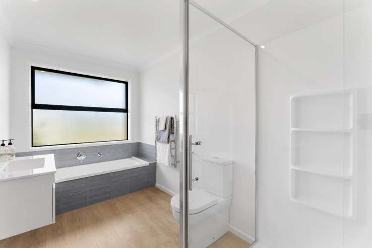 266 Adler Drive 1115_11