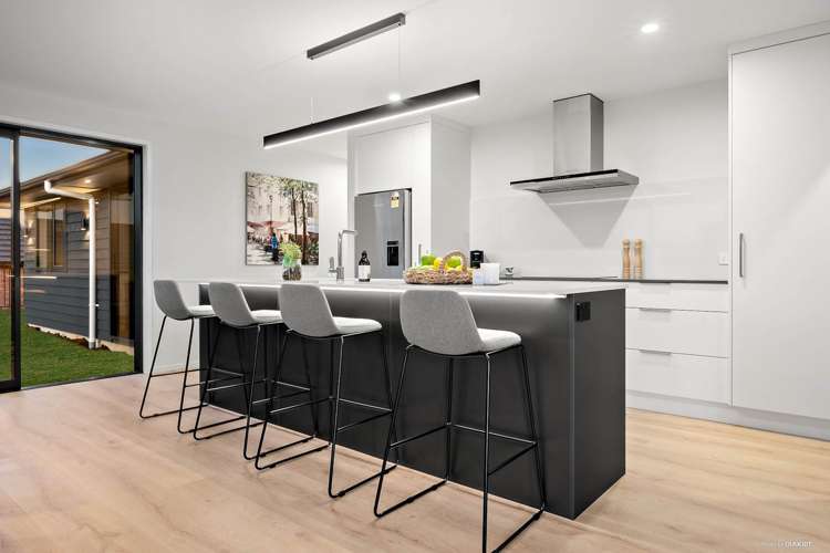 9 Trevor Mcmiken Drive Patumahoe_1