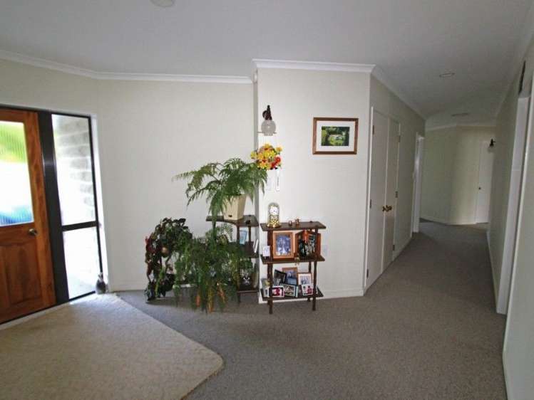 45 Riccarton Road Pahiatua_9