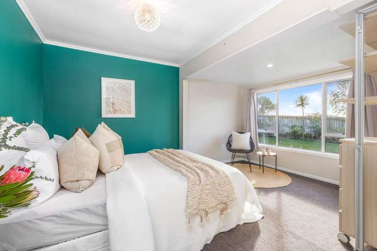 84 Glengarry Road Glen Eden_17