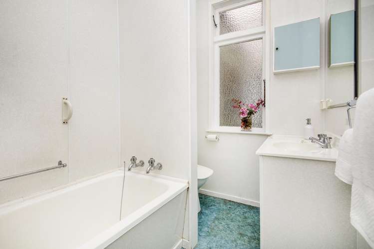 18 Moa Street Alicetown_10