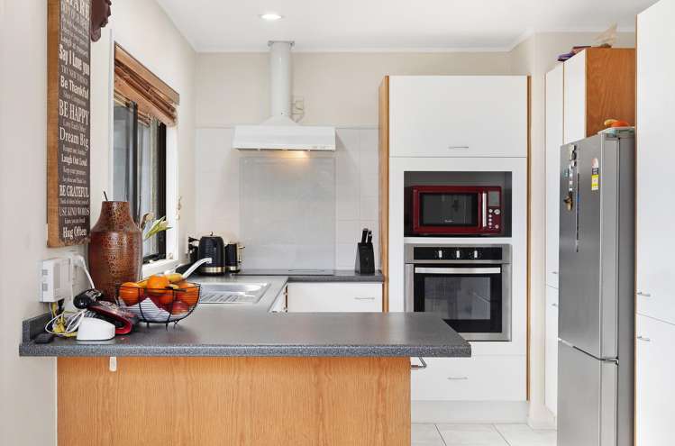 2/55 Aviemore Drive Highland Park_8