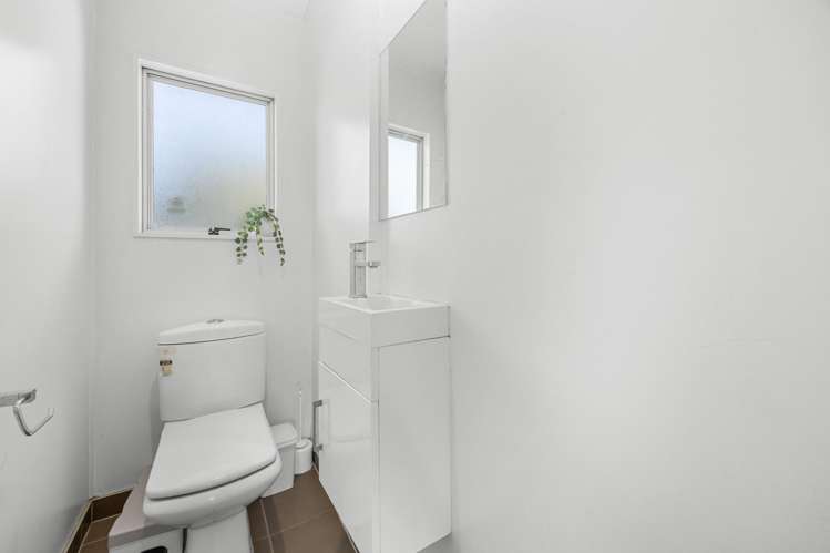 2/36 Miro Street New Lynn North_8