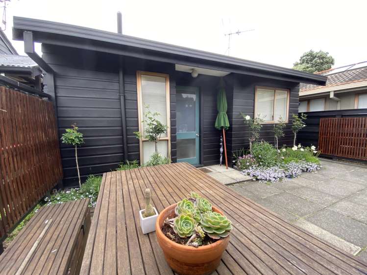 3 Pohutukawa Place_0