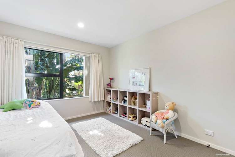 51 Pine Harbour Parade Beachlands_10