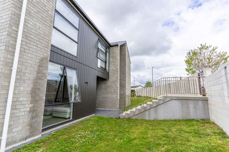 7 Boyack Drive Temple View_24