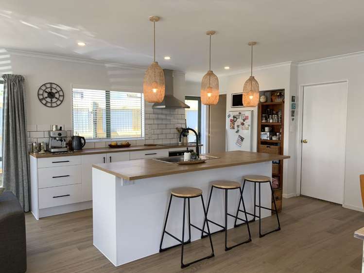 28 Bellevue Road Brookfield_3