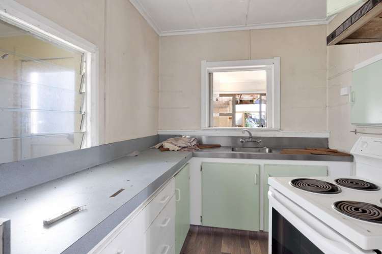 87 Whitcombe Road Opunake_9