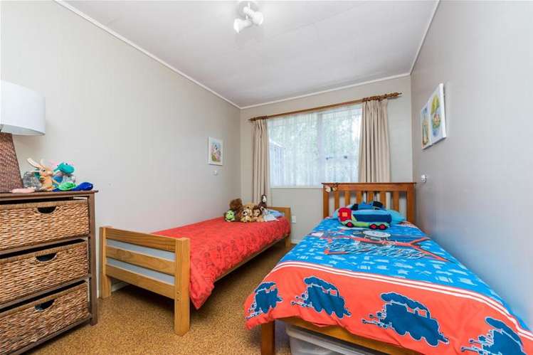 3 Sikkim Crescent Clover Park_8