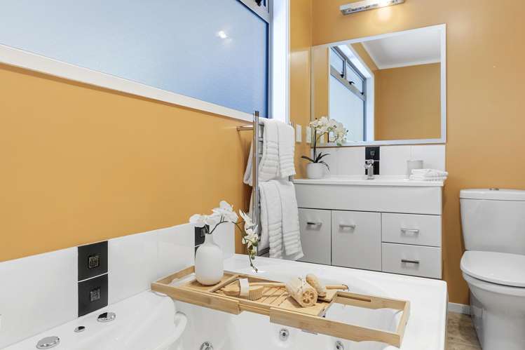 10 Northcroft Street Waitahanui_28