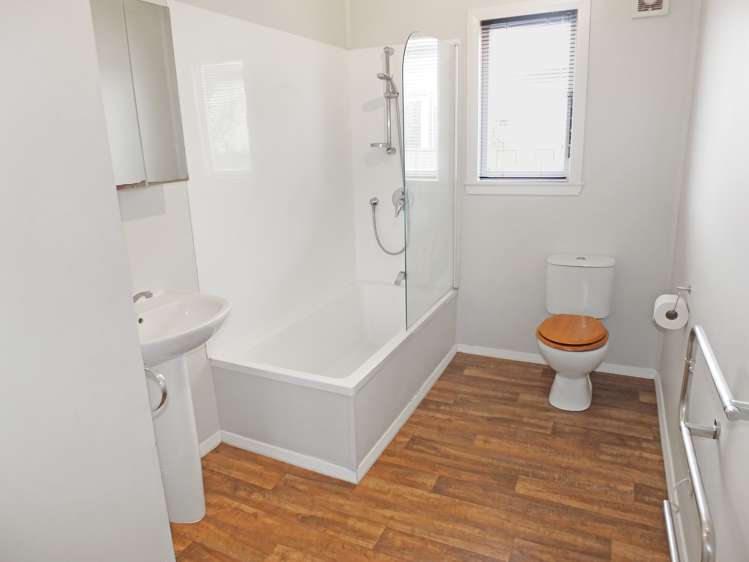 37 Cook Street Foxton_9