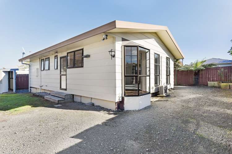 2/14 Palm Avenue Stoke_12