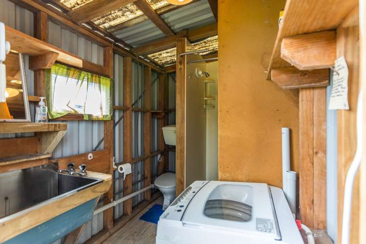 45 South East Highway Whitianga_22