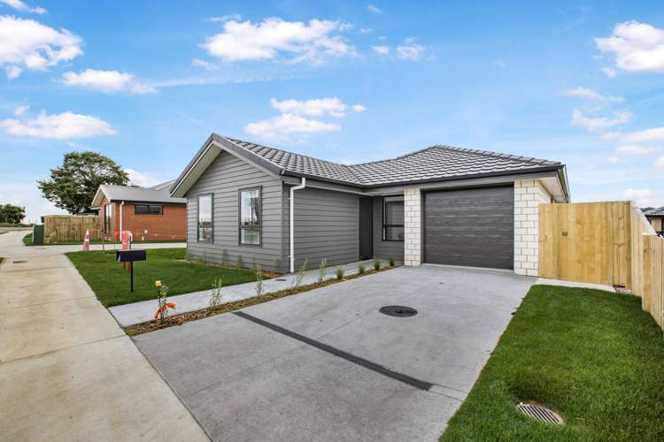 48 Scenic Rise Rototuna North_0