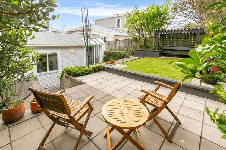 81 Austin Street Mount Victoria_14