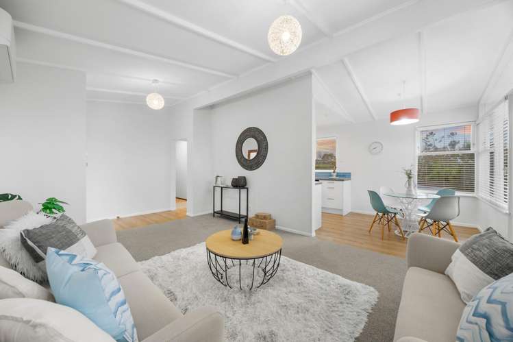 190 Golf Road Titirangi_6