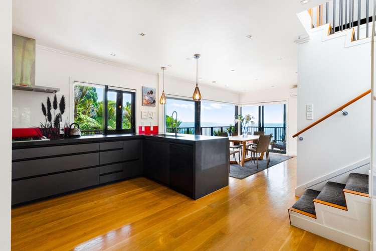 52 Kauri Point Road Laingholm_6