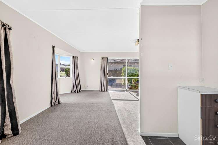 5 Avon Place Springvale_10