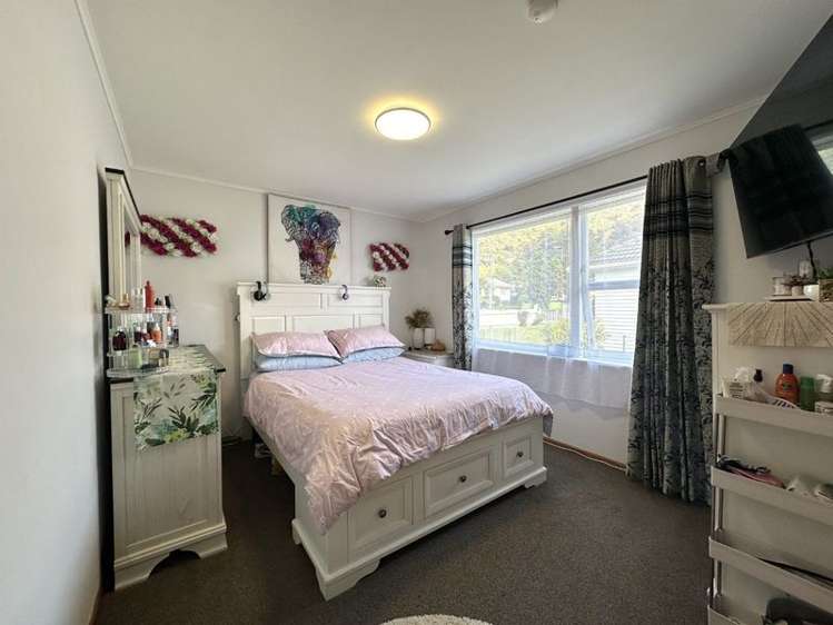 62 Karaka Street Wainuiomata_15