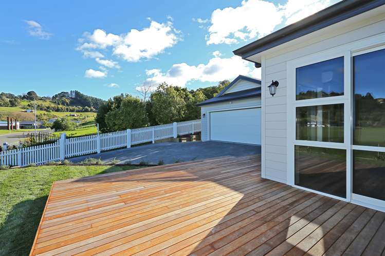 57 Kent Terrace Taradale_19