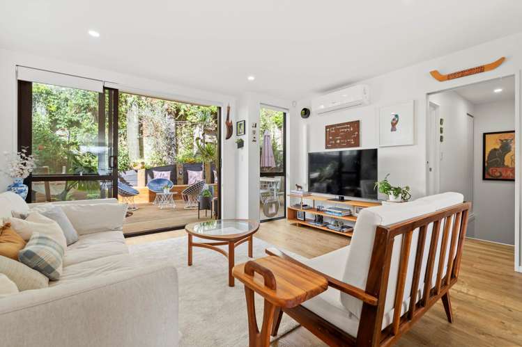 56 Seafarer Crescent Stanmore Bay_6