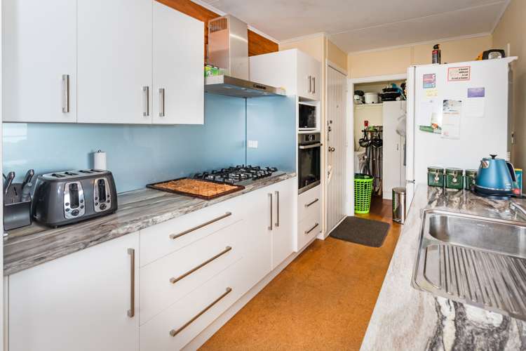 10 Valder Place Waiomu_8