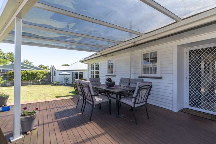 57 Garden Heights Avenue Glenview_9