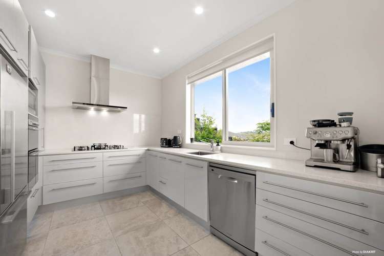 52 Mackay Drive Greenhithe_5