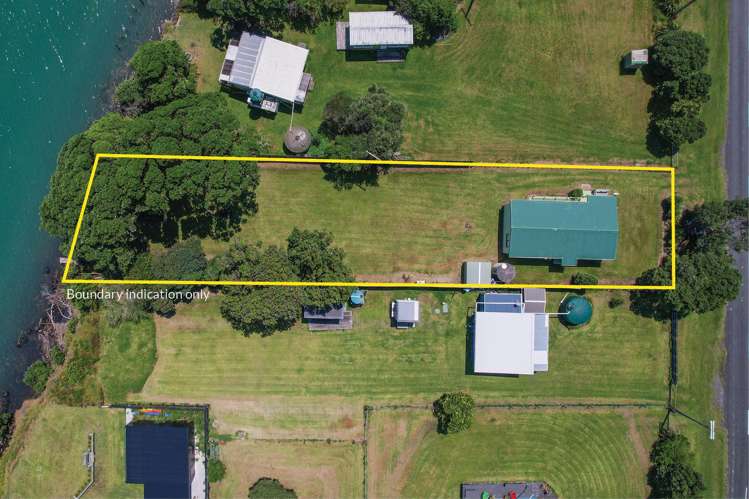 14 Rauparaha Street Marokopa_20