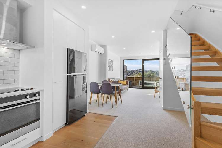 9/52 High Street Island Bay_4