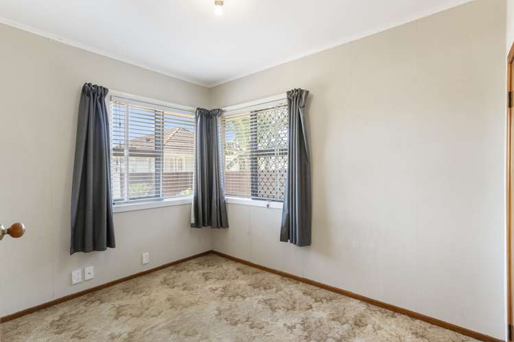 11 Moor Avenue Te Atatu Peninsula_16