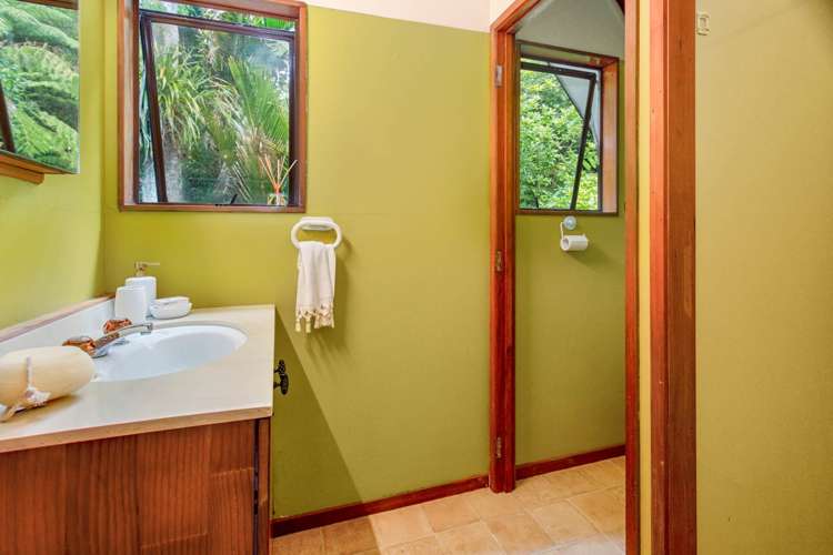 324 Huia Road Titirangi_10
