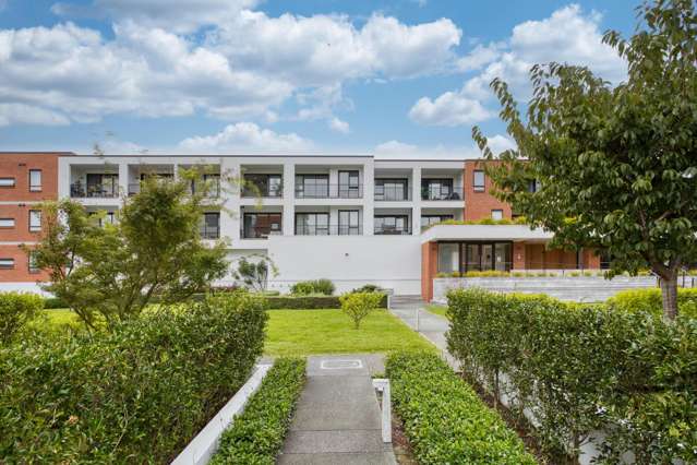 $499K - Vendor says sell! Hobsonville Point