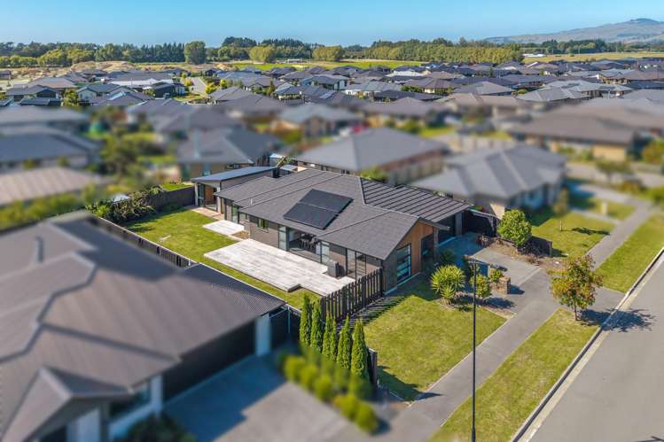 35 Craig Thompson Drive Lincoln_17