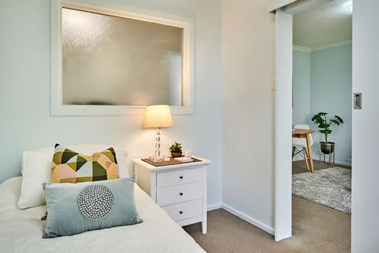 2/4 Granville Street Silverstream_7