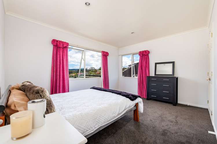 8 San Ambrosio Rise Henderson_16