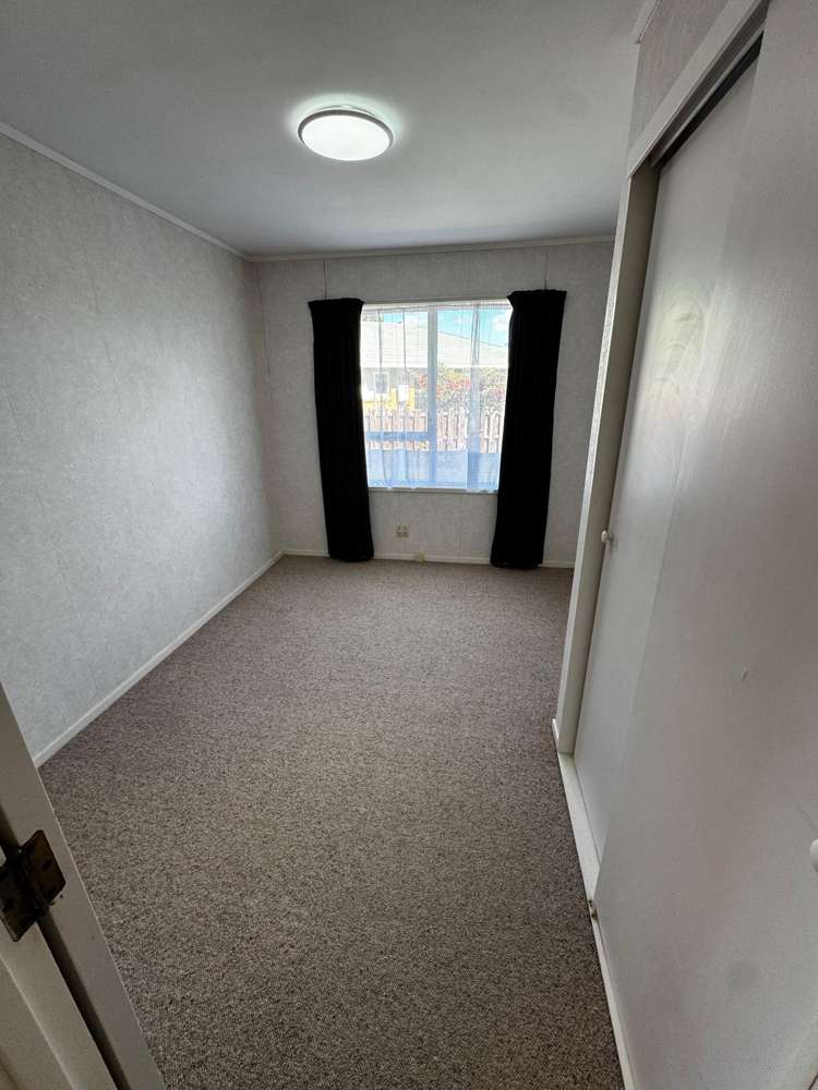 2 Rakatau Place Ruakaka_12