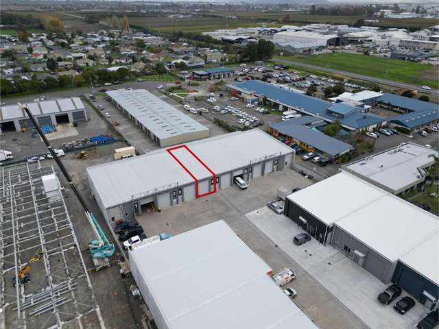 107sqm Industrial unit