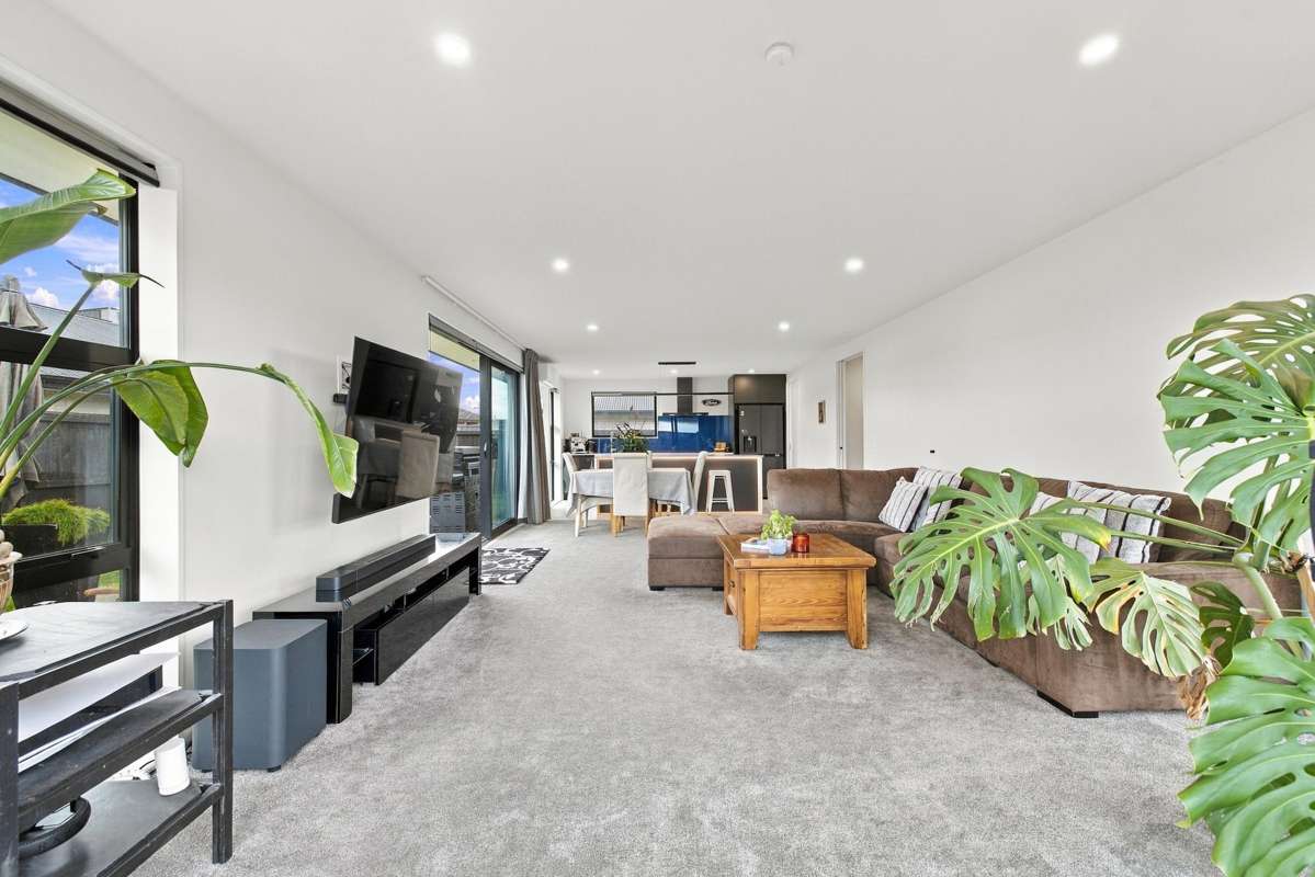 4 Hawk Close_3