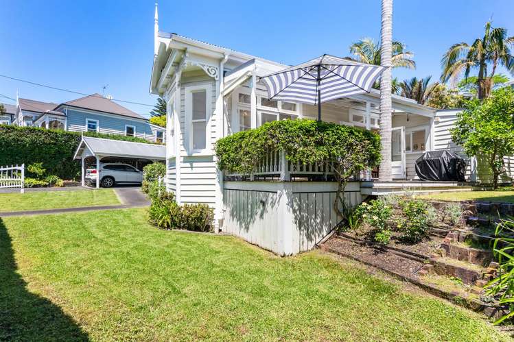 31 Shoal Bay Road Devonport_22