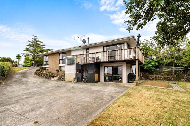 15 Montague Place Onerahi_1