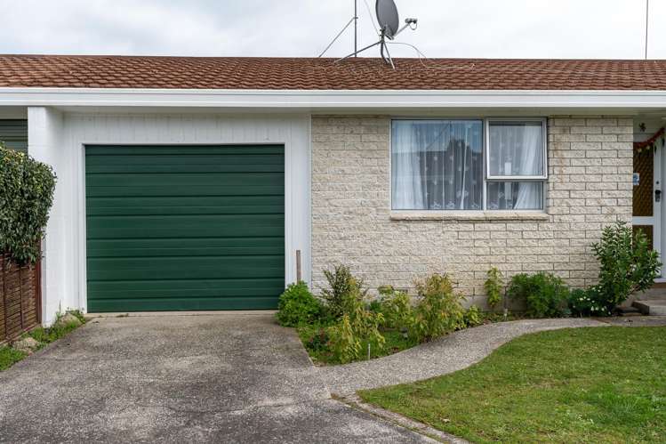 22a Leslie Place Deanwell_11