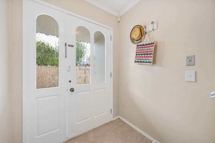 2/26 Headcorn Place Botany Downs_28